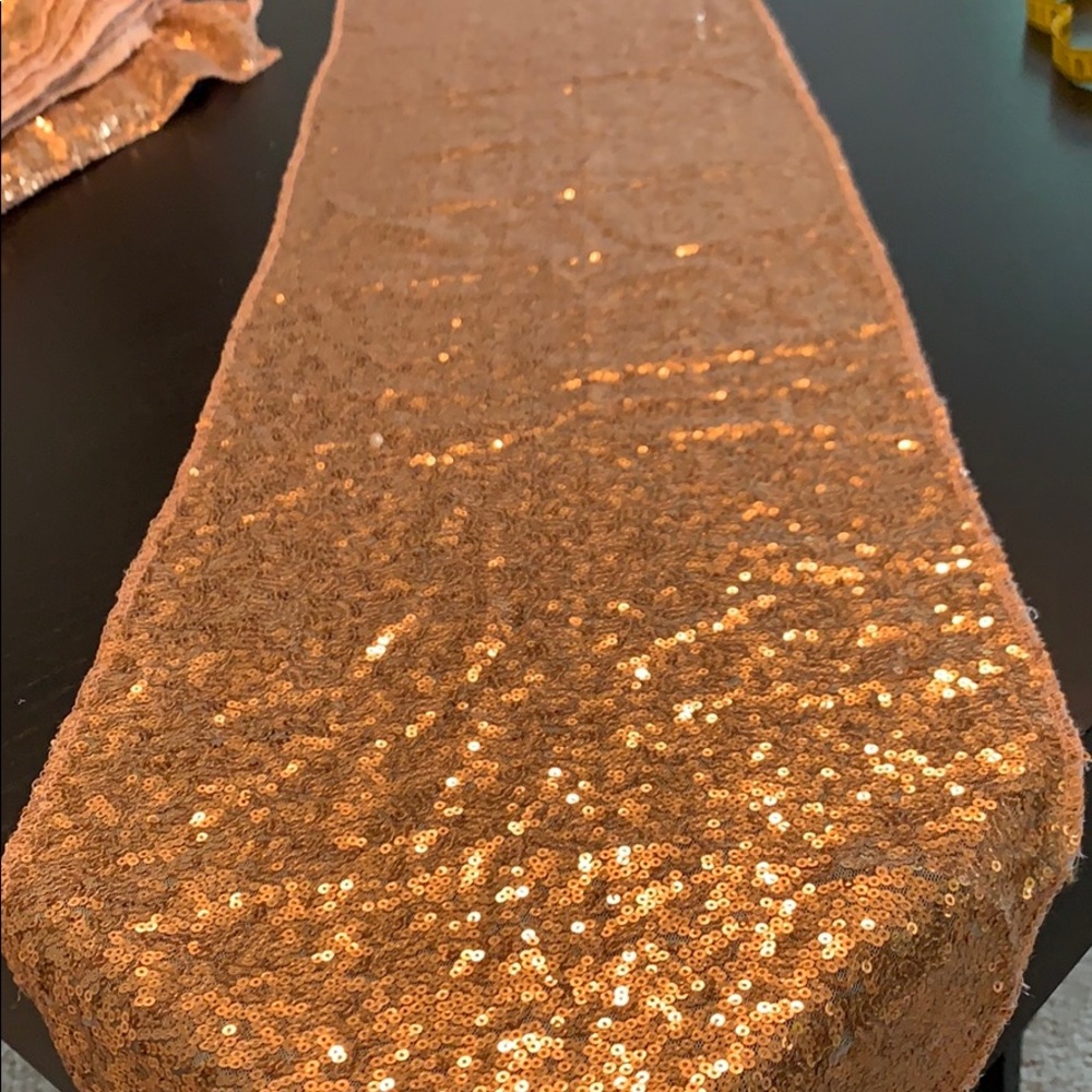 Elegant Sequin Table Runner - Gold